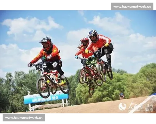 极限挑战与速度碰撞小轮车赛激烈角逐勇者争锋